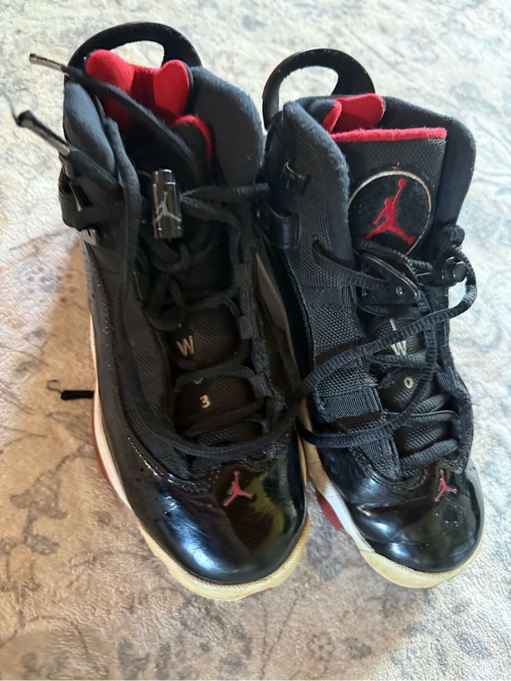 Used retro Nike air Jordan 6 ring youth shoes ends